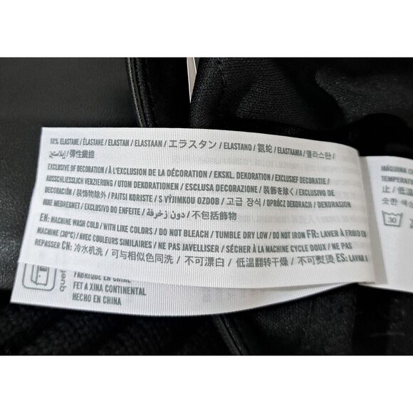 Abercrombie & Fitch womens Sz 26 black Vegan Leather winter pants Ultra Hi Rise - Picture 8 of 8